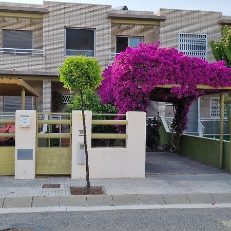 הוילה ל'אמפולה Casa Junto A La Playa Costa Dorada מראה חיצוני תמונה